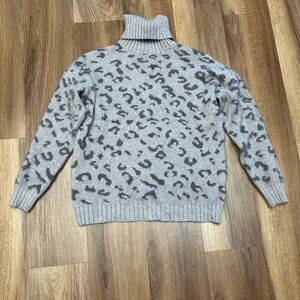 Fate Gray Ribbed Knit Sweater